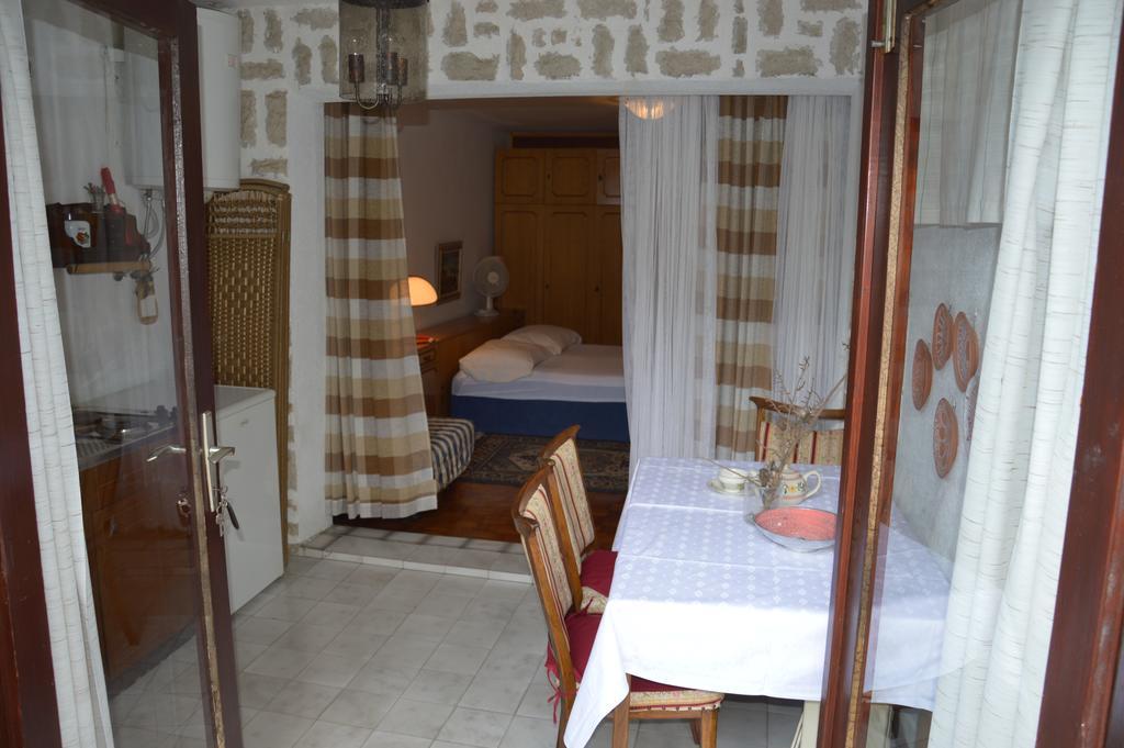 Hous Mira Apartment Porec Room photo